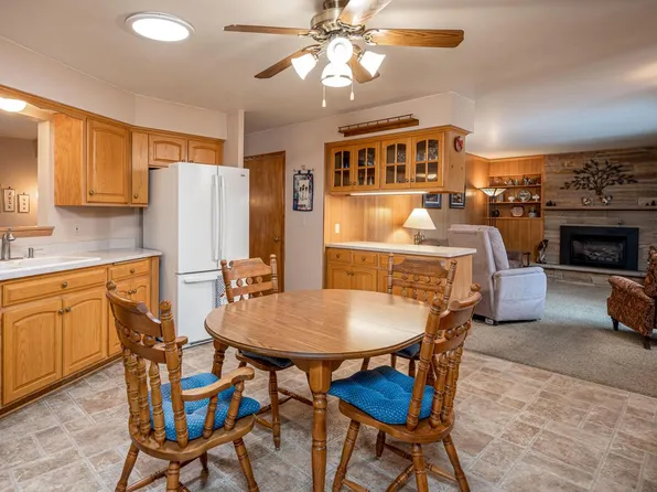 6016 South 19th STREET, Milwaukee, WI 53221