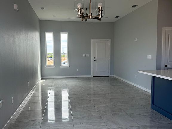 2nd image of 2308 Mango Rd