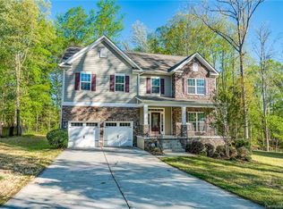 611 Pleasant Pine Ct, Matthews, NC 28105