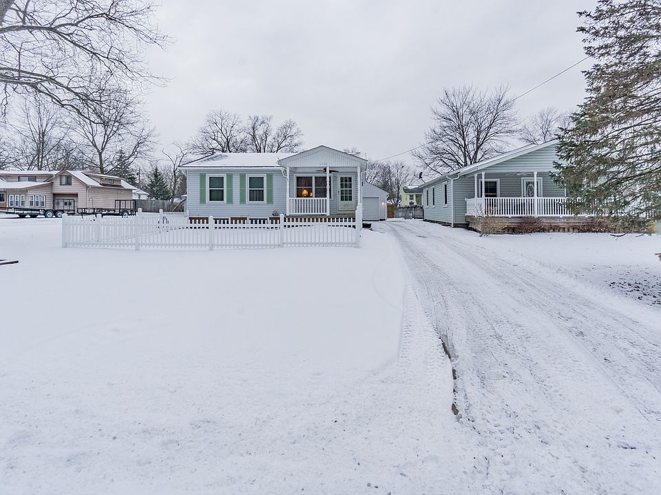 1st image of 1136 Parkside Ave
