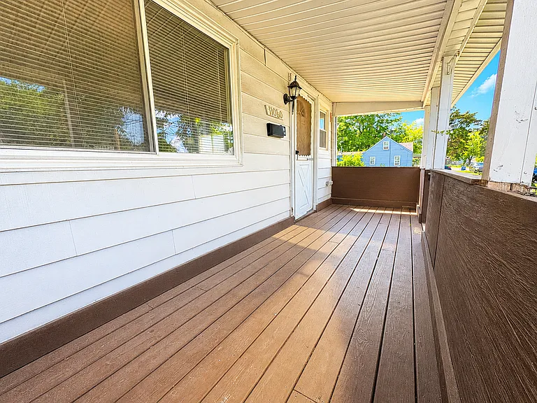 11060 Paige Ave — Photo 4