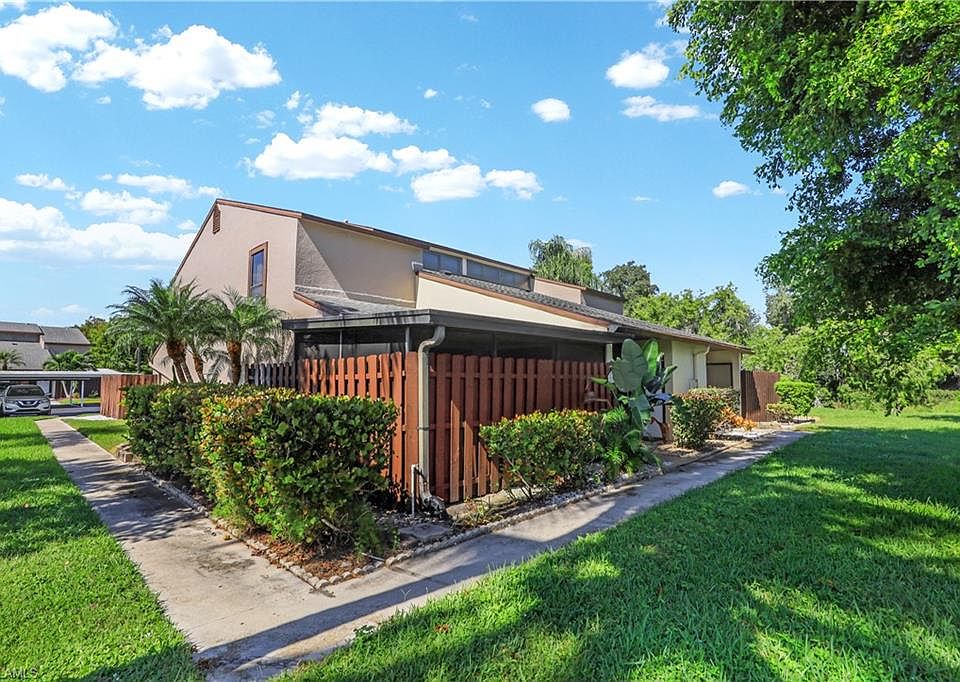 1st image of 12923 Meadowood Ct