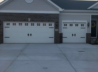 711 Feeney Dr, Minooka, IL 60447