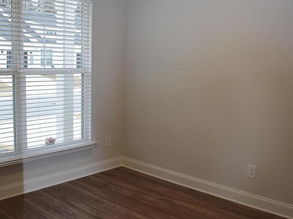 4th image of 4281 Beautiful Pond Park
