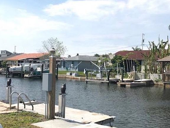 2nd image of 7415 Mako Dr