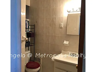 Rented by Metropolis International Realty Inc.