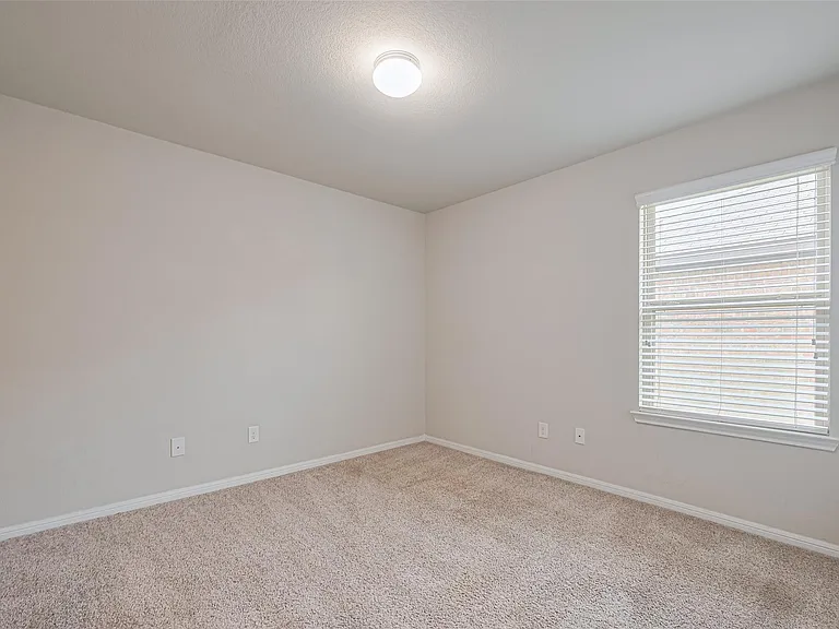 3010 Veeder Pass Ln — Photo 25