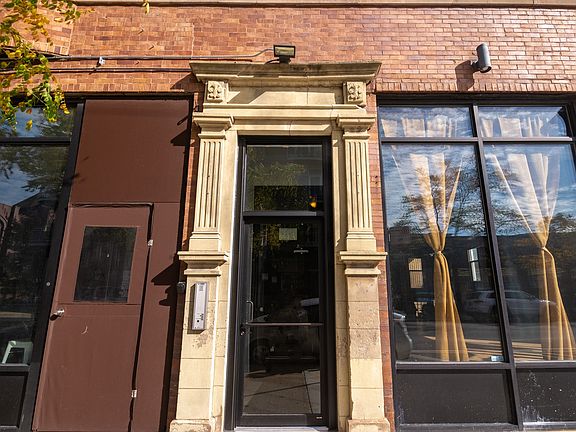 2nd image of 2023 N California Ave APT A2