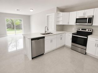 3720 NW 110th Ave #1, Pompano Beach, FL 33065