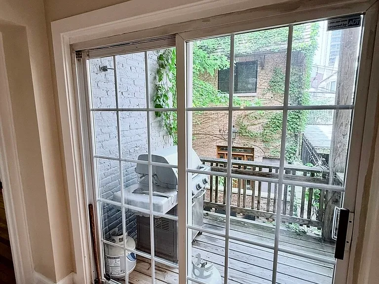 1234 N Dearborn Pkwy #1F — Photo 16