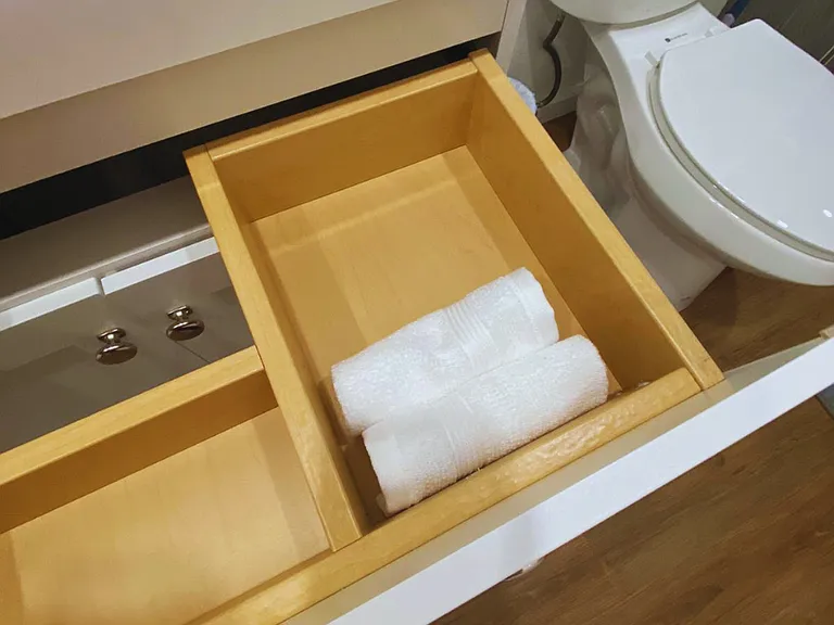 Bathroom includes a fresh towel set for your comfort.