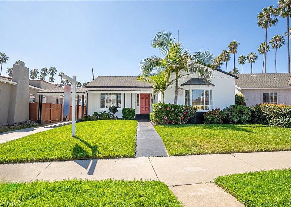 1st image of 5218 Angeles Vista Blvd