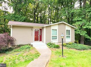 11592 Embers Ct, Reston, VA 20191