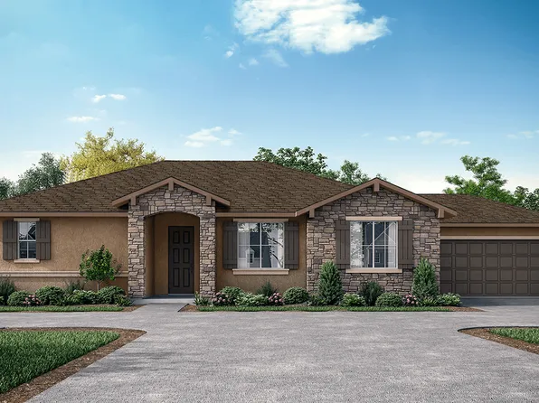 3066 Seymour St, Tulare, CA 93274