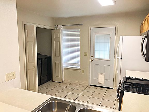 Kitchen + Laundry room