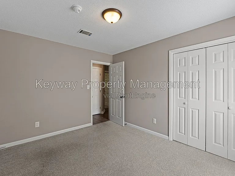 4263 Waylon Dr — Photo 21