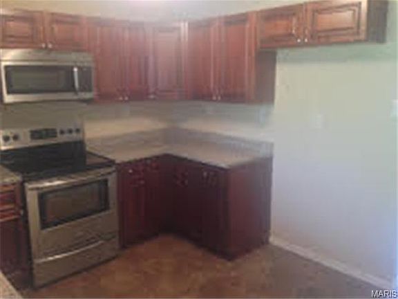 4th image of 3329 Cavan Dr