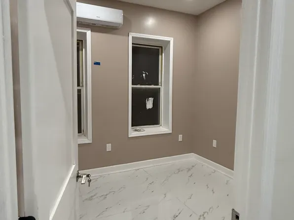 (undisclosed Address), Brooklyn, NY 11214