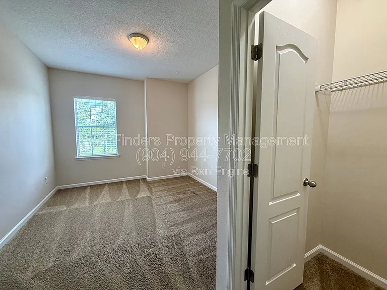 145 Woodfield Ln — Photo 35
