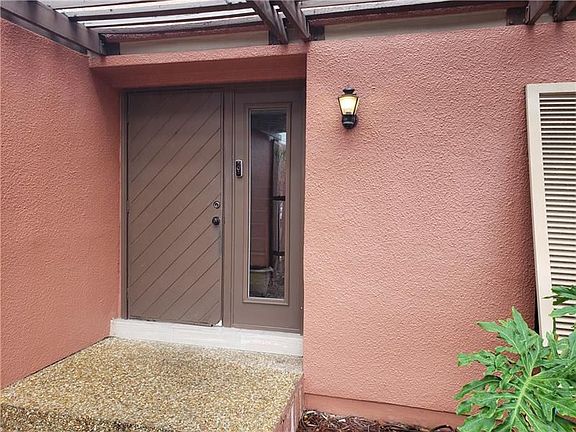 4th image of 1520 Hammock Ln