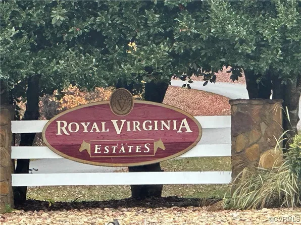 4002 Royal Virginia Ln #9, Louisa, VA 23093
