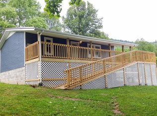 860 Harps Creek Rd, Williamsburg, KY 40763