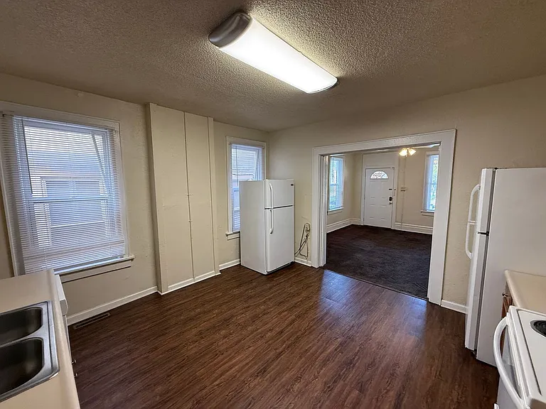 113 Chittenden Ave — Photo 7