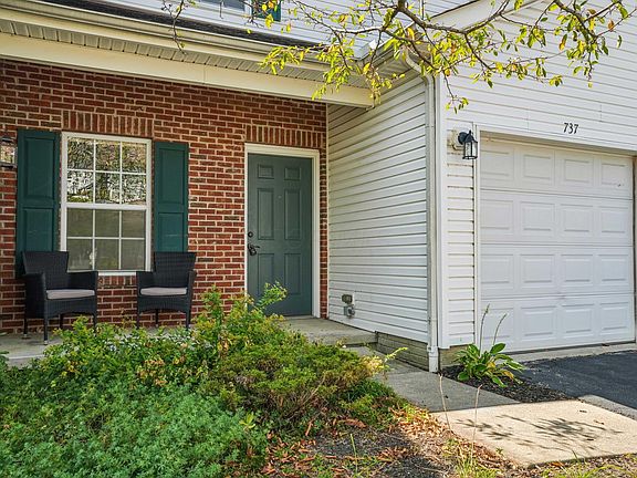 2nd image of 737 Park Ct #4103
