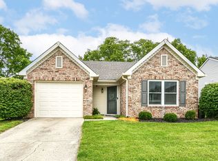 7200 Woodgate Dr, Fishers, IN 46038