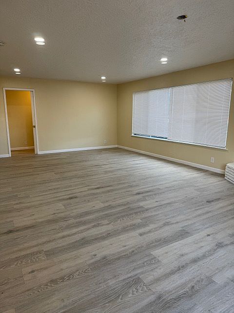 1st image of 388 S Buena Vista Ave #5