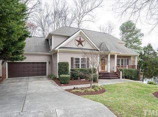 1108 Hickory Pond Ct, Raleigh, NC 27612