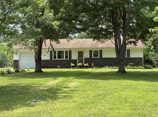 1027 County Road 2365, Moberly, MO 65270