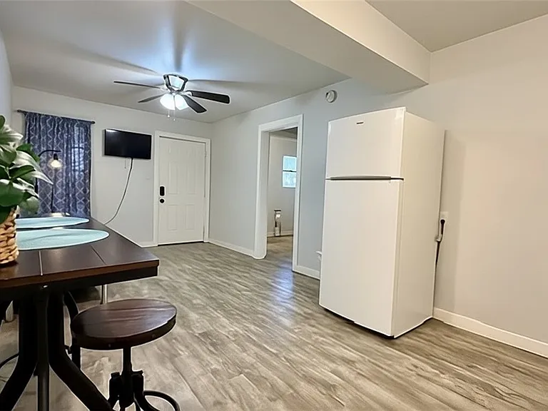 10654 Heizer Dr — Photo 5
