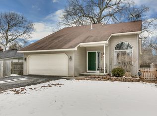 6342 Elmwood Dr, Waterford, MI 48329