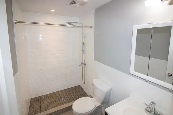 Rented by Prime Realty | media 10