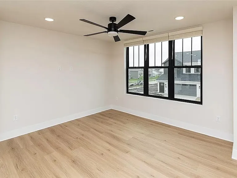 2833 SW Prairie Trail Pkwy — Photo 12