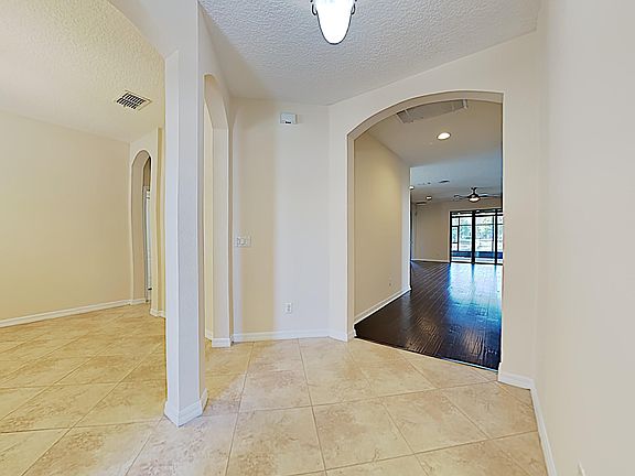 2nd image of 113 Berot Cir