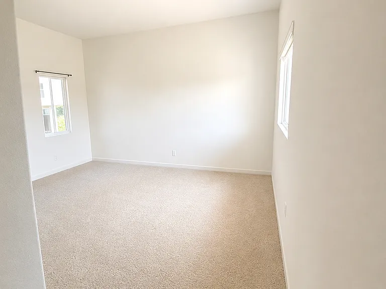 20859 S Normandie Ave — Photo 9