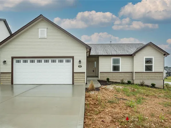 1593 Driftwood Ln, Moscow Mills, MO 63362