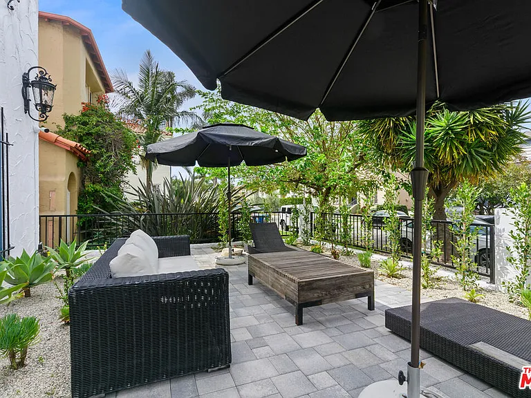 458 N Sierra Bonita Ave #460 — Photo 6