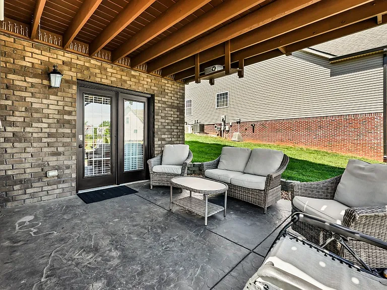 213 John Duke Tyler Blvd — Photo 35