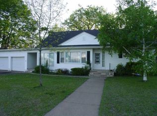 215 1/2 13th St S, Hudson, WI 54016