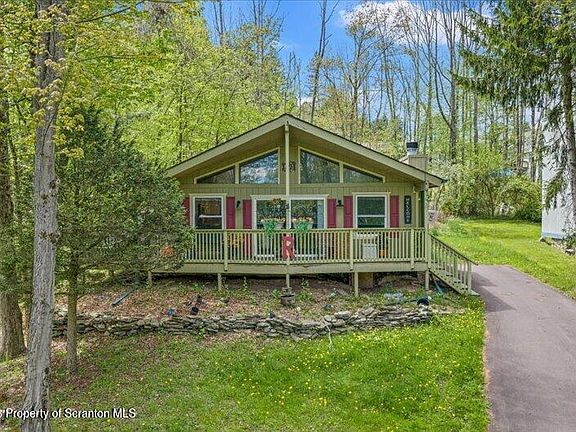 2nd image of 109 Woodhill Ln