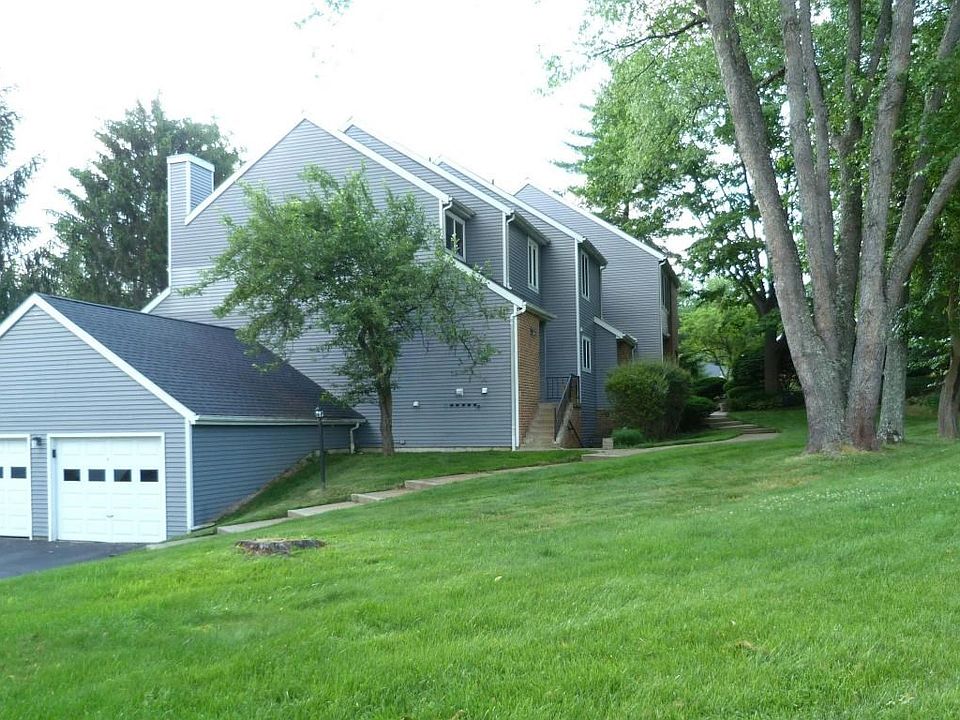 1st image of 510 W Maple St