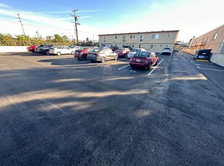 The Reef Apartments, Valley Village, CA 91607