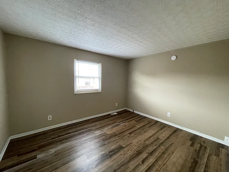 4849 Snowbird Cir — Photo 6