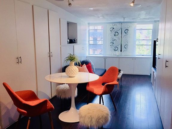 3rd image of 225 1st Ave APT 3