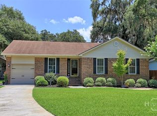 31 S Lake Drive, Savannah, GA 31410