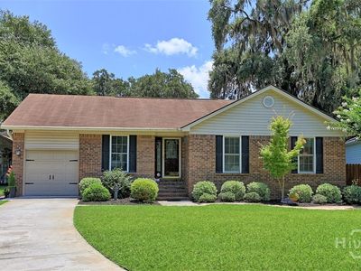 31 S Lake Drive, Savannah, GA, 31410