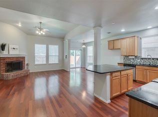 13421 Lost Spurs Rd, Fort Worth, TX 76111